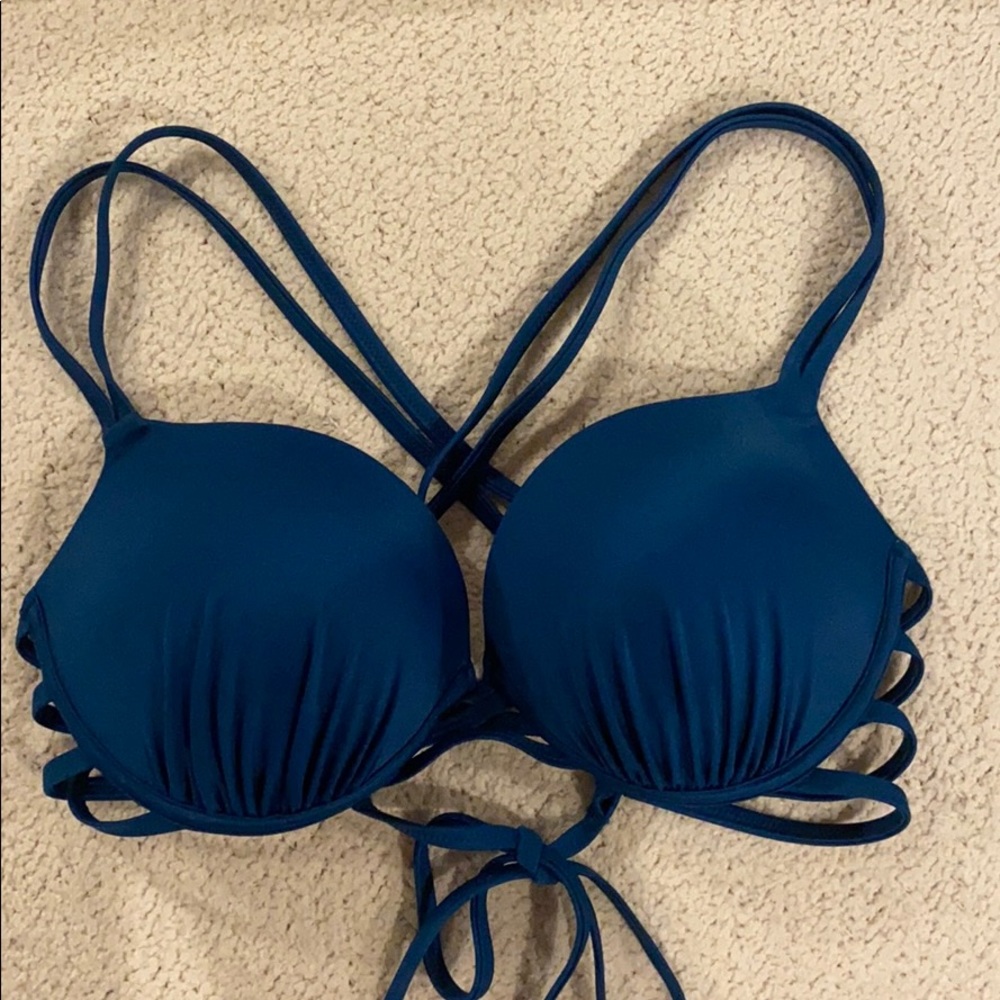 Strappy swimsuit top!